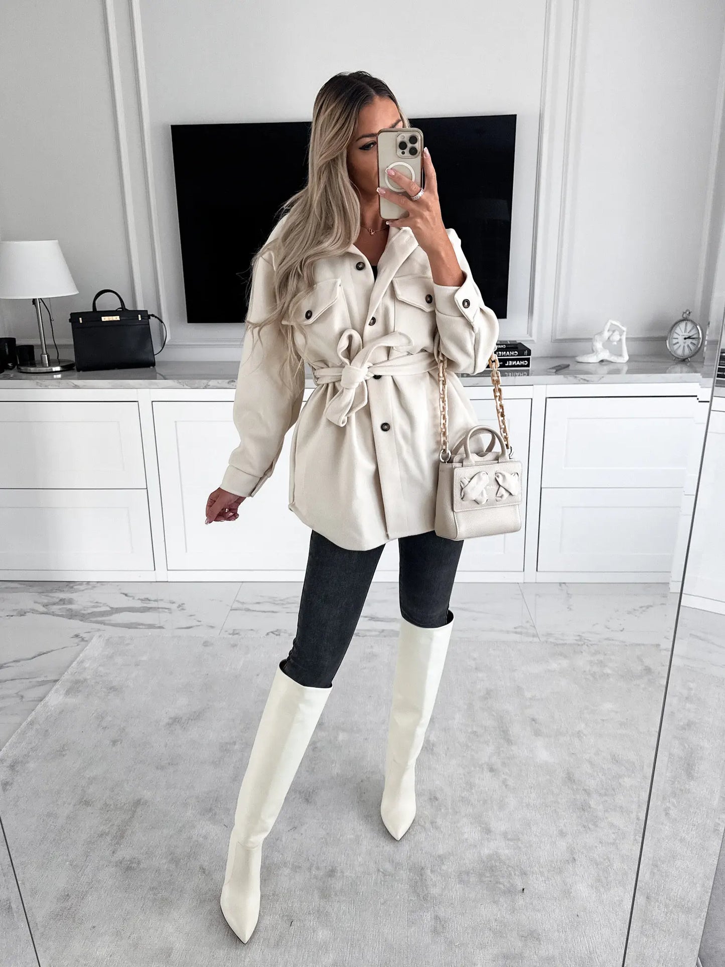 Women's Clothing Solid Color Lapel Fashionable Pocket Strap Short Jacket Women's Trench Coat